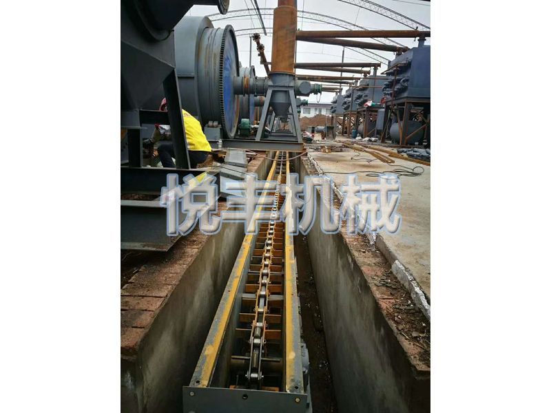 陜西客戶煉油設(shè)備安裝現(xiàn)場